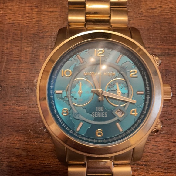 Michael Kors Special Edition Stop Gold Watch - Picture 2 of 2